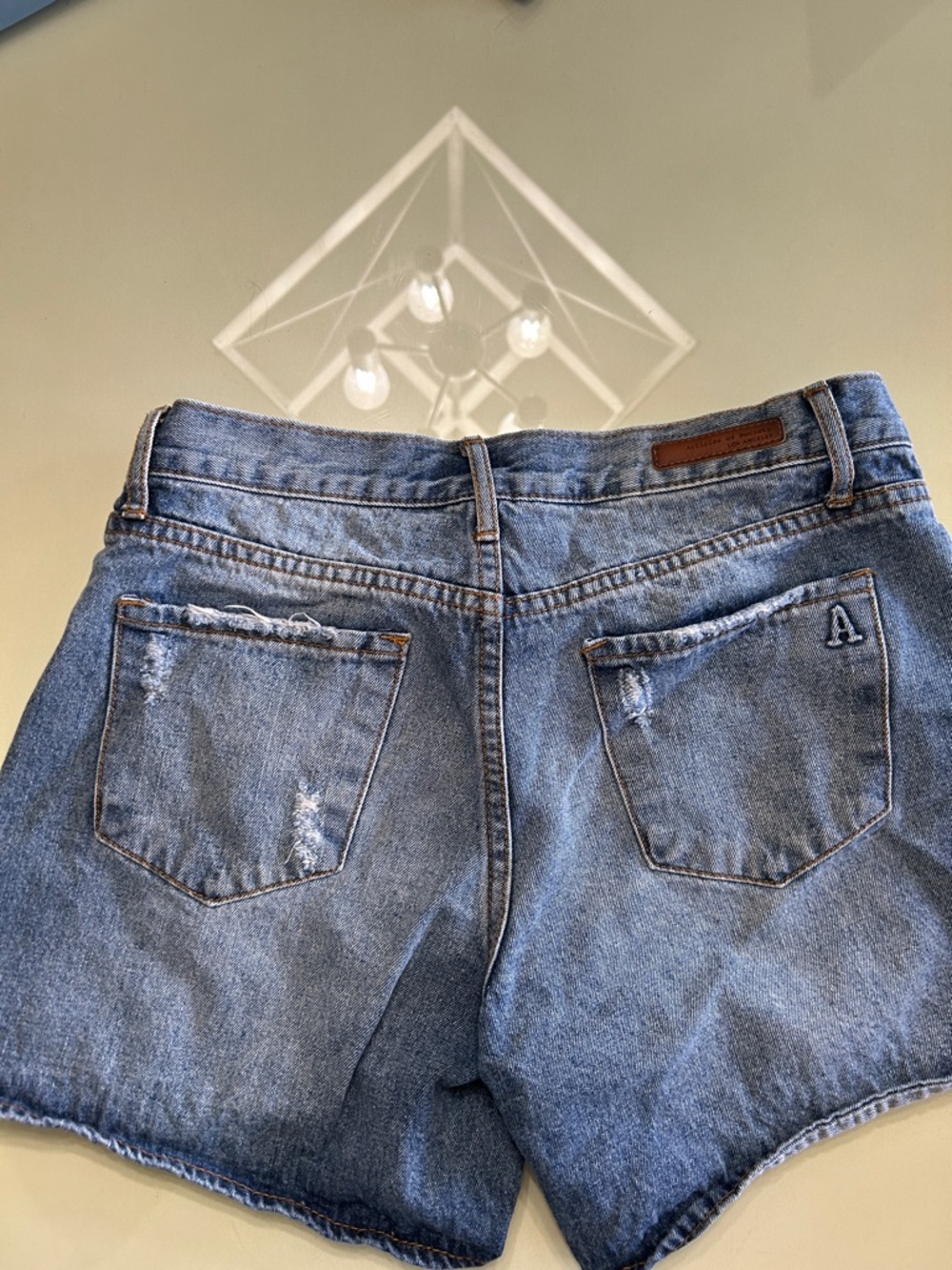 Articles of Society Distressed Light Blue Denim Shorts Size 26 - Picture 5 of 7